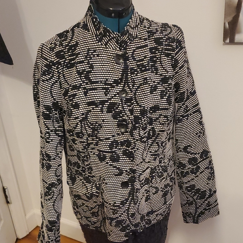 Black and White Patterned Jacket
